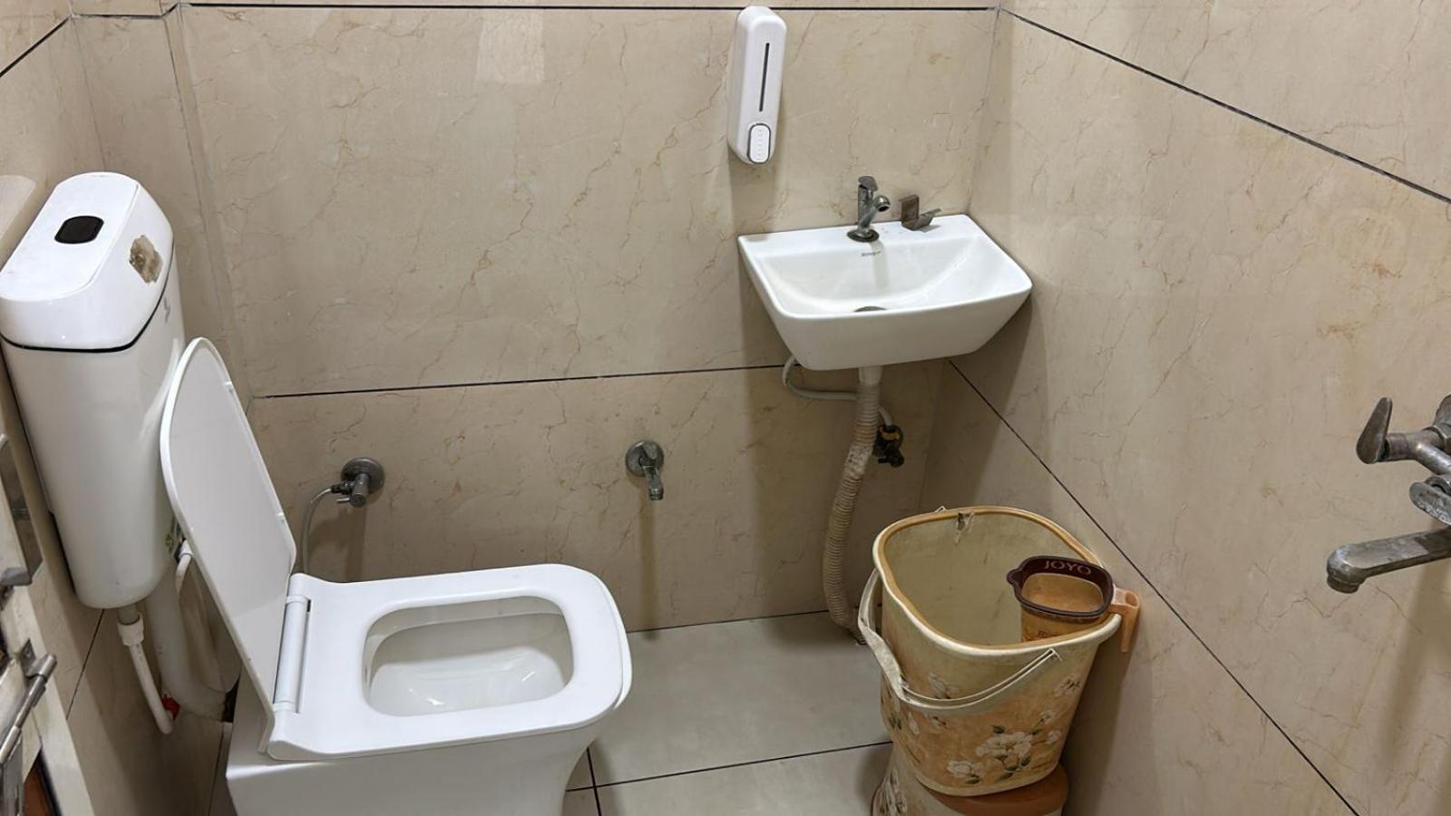 Hotel Empire Ujjain Esterno foto